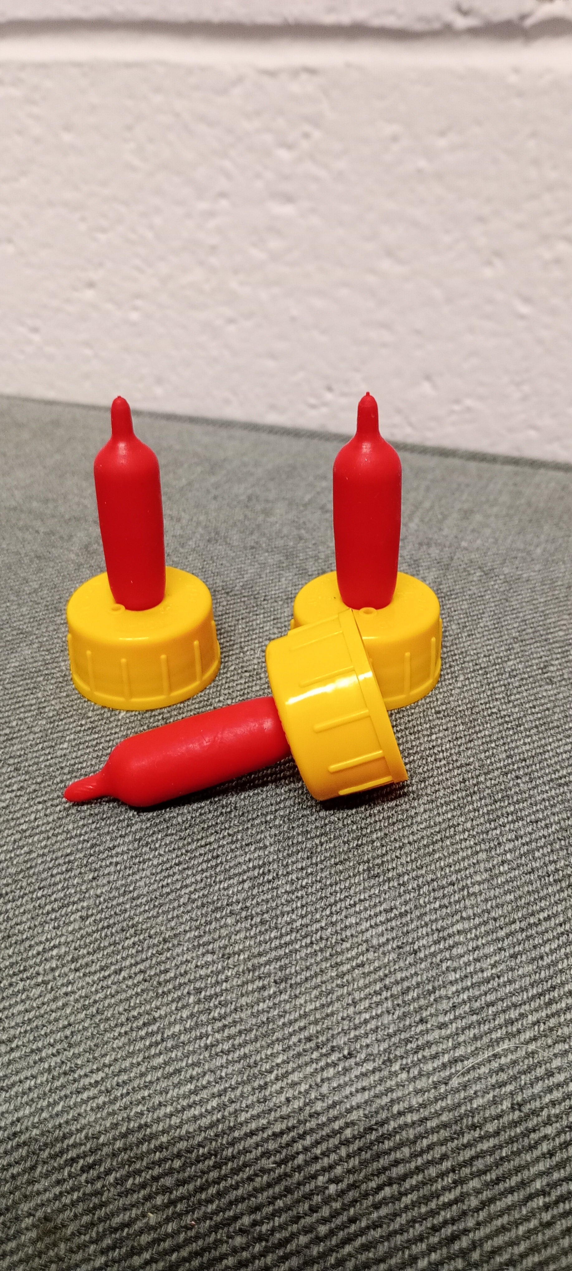 Paragon Screw On Lamb Teats